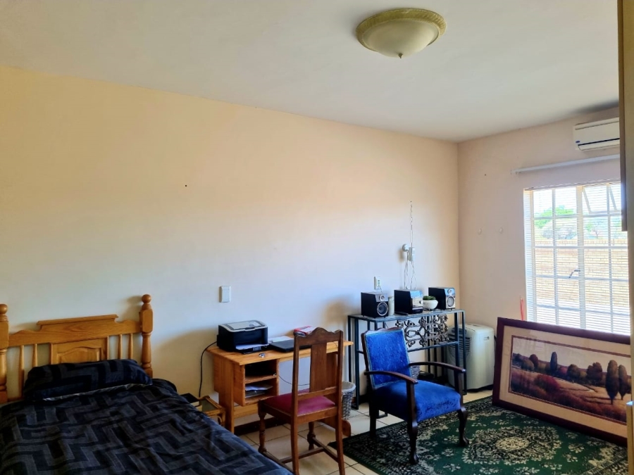 1 Bedroom Property for Sale in Minerva Gardens Northern Cape